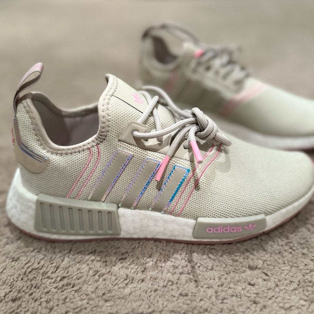 Adidas women’s shoes size 7